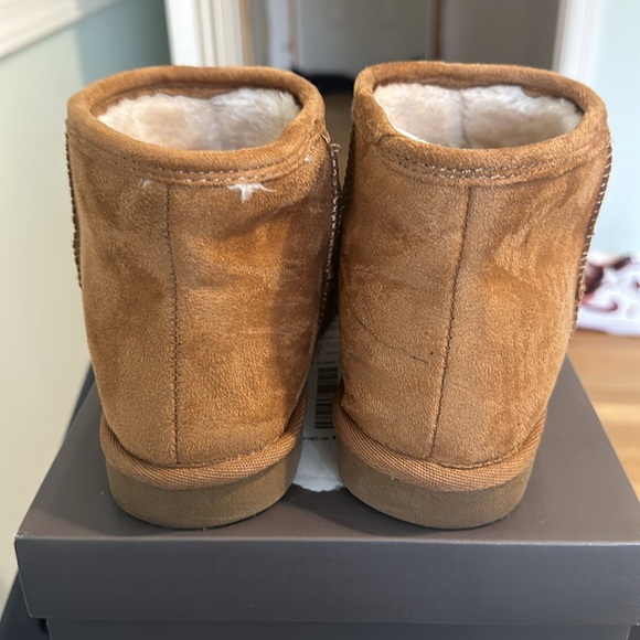 COPY - Arizona Womens Sandie Flat Heel Winter Boots, excellent condition - Picture 3 of 5